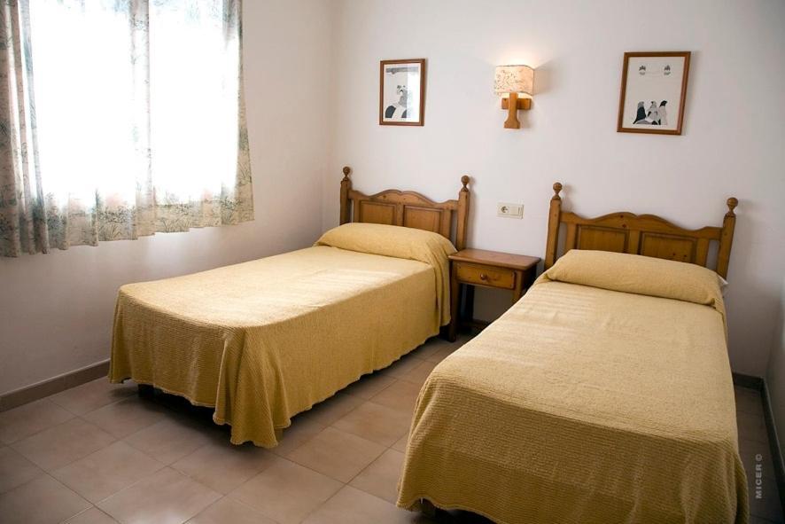Apartamentos Leo ポルト・ダ・ポリェンサ エクステリア 写真